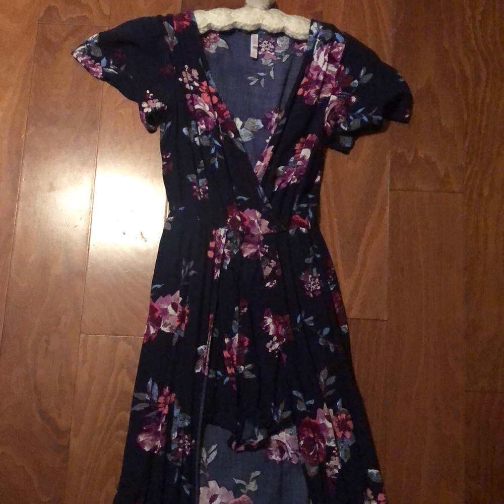 Beautiful Maxi Romper - Picture 2 of 6